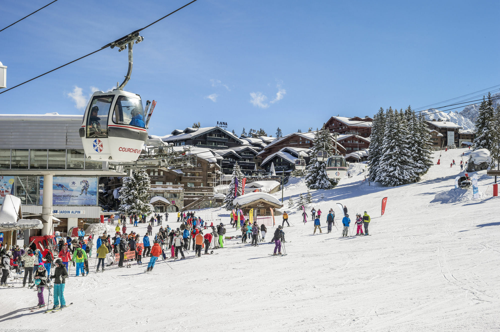 Residence Pierre & Vacances Premium Les Chalets Du Forum Courchevel Exteriér fotografie